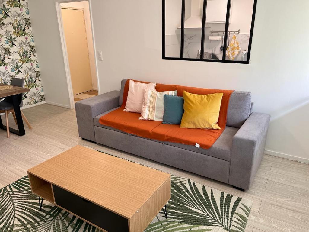 Appartement Le Rousseau Metz Avec Parking Gratuit Εξωτερικό φωτογραφία